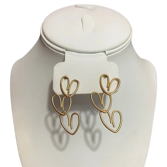 🍭5 for $20🍭 Brushed Gold Paperclip wire Trio Heart Stud Earrings CC - Picture 2 of 4